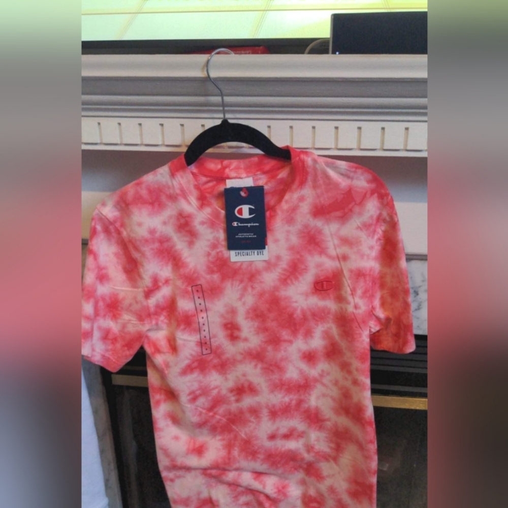 Champion tee shirt